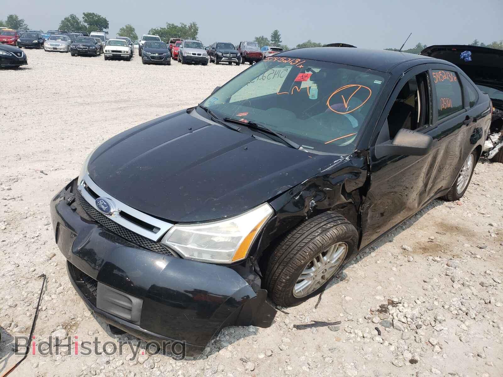 2009 FORD FOCUS - VIN: 1FAHP35N69W185658 - Фото 2