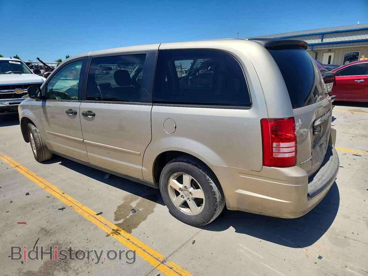 2008 CHRYSLER MINIVAN - VIN: 2A8HR44H88R618189 - Фото 2