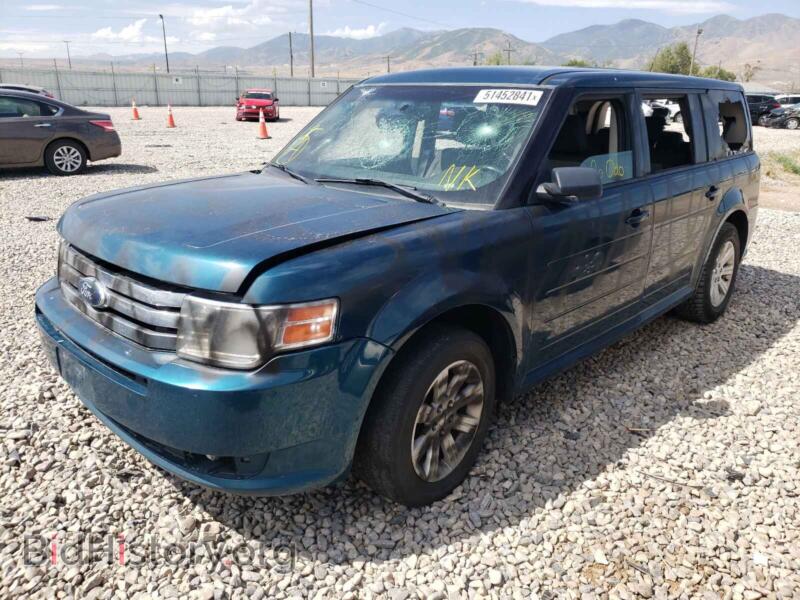 2011 Ford FLEX (VIN 2FMGK5BC5BBD19873) — photo 2 of 10