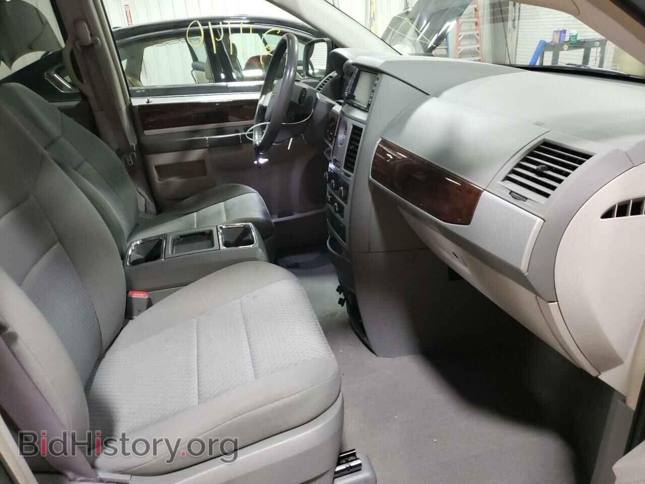 2010 CHRYSLER MINIVAN - VIN: 2A4RR5D19AR228867 - Фото 5