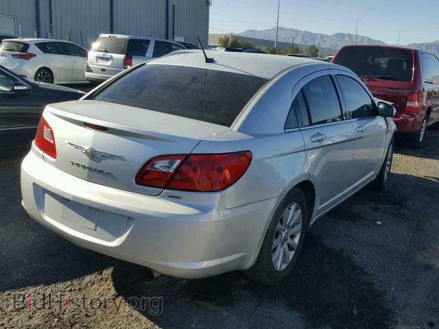 2010 CHRYSLER SEBRING - VIN: 1C3CC5FB2AN219142 - Photo 4