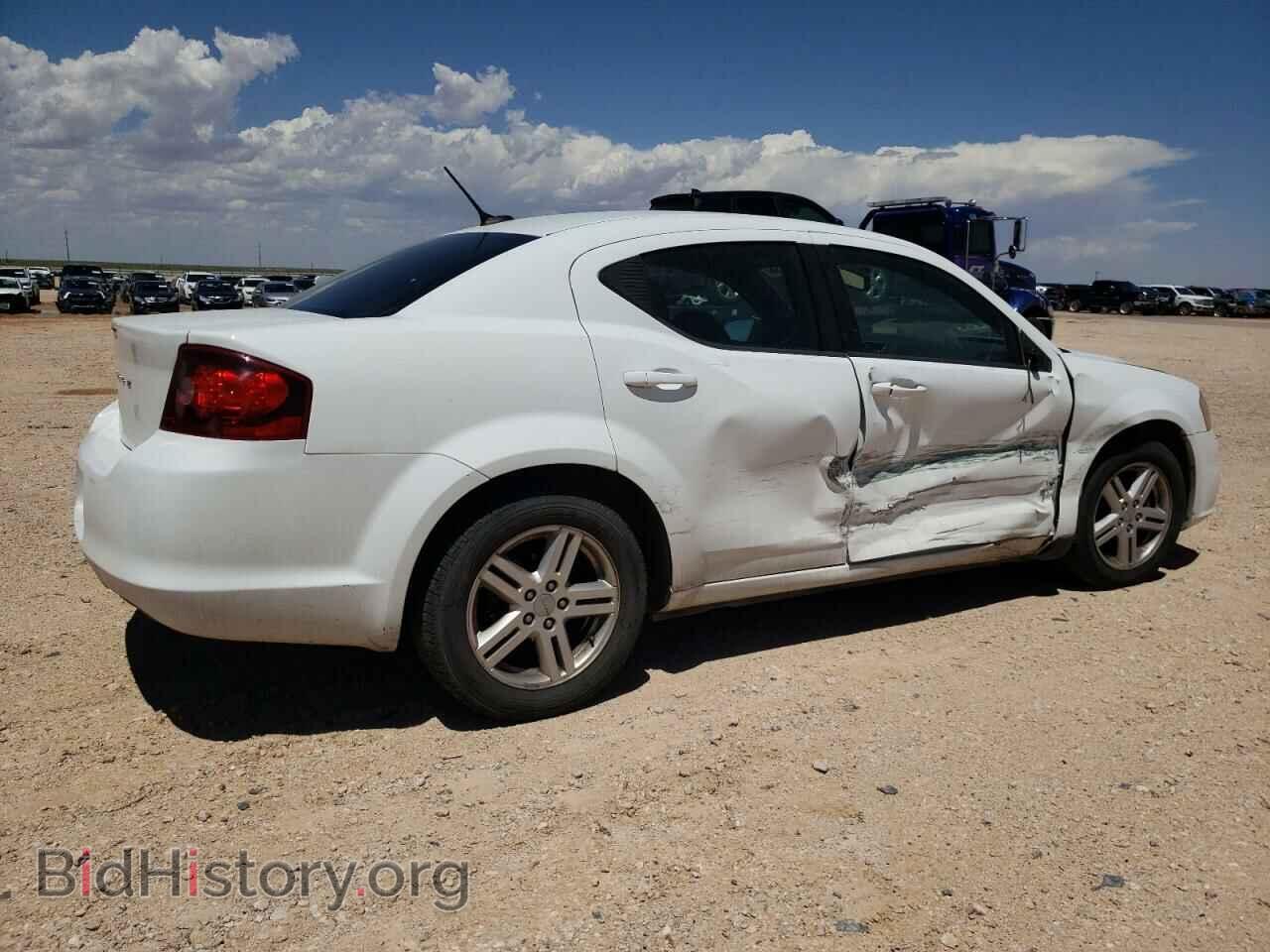 2011 DODGE AVENGER - VIN: 1B3BD1FB2BN572920 - Photo 3