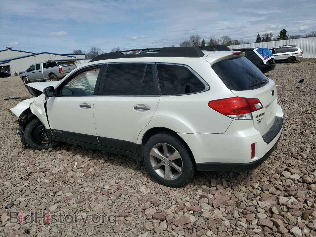 2014 SUBARU OUTBACK - VIN: 4S4BRBPC3E3276331 - Фото 2