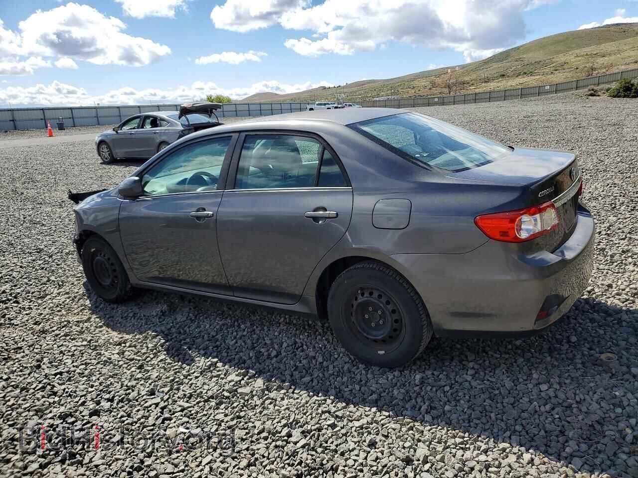 2011 TOYOTA COROLLA - VIN: 2T1BU4EE4BC543627 - Фото 2