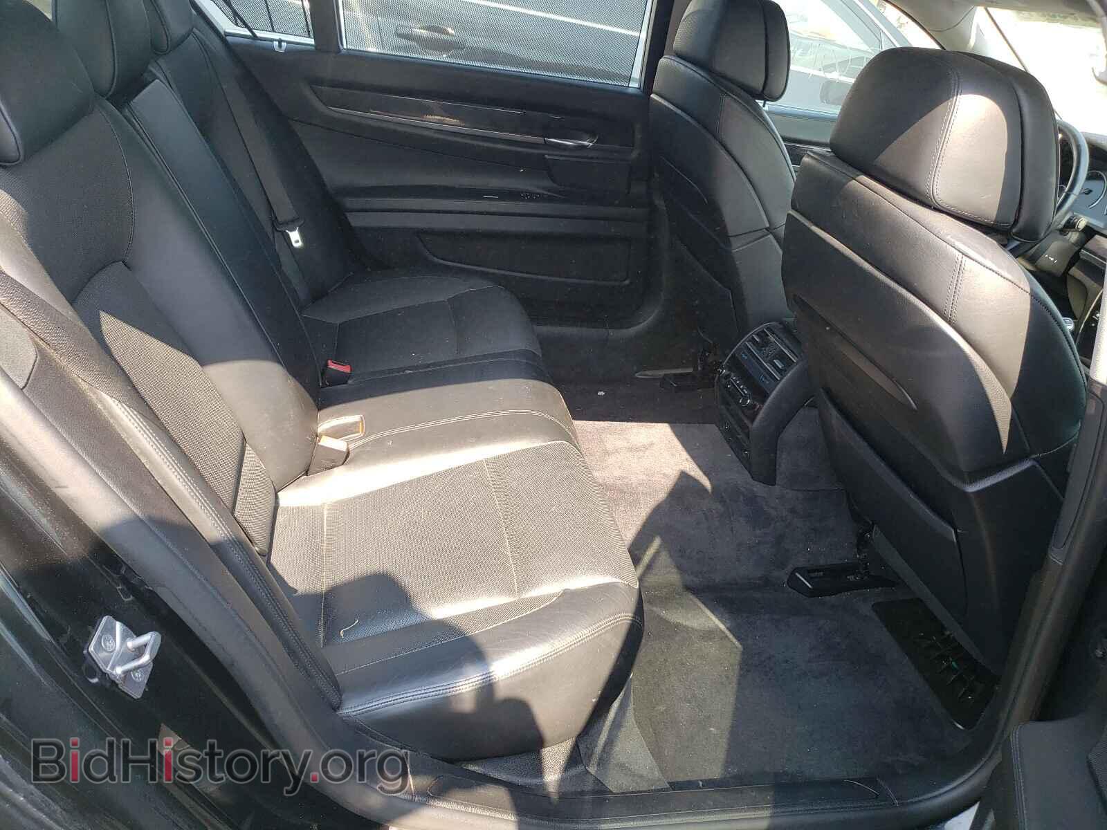 2011 BMW 7 SERIES - VIN: WBAKC8C51BC433671 - Фото 6