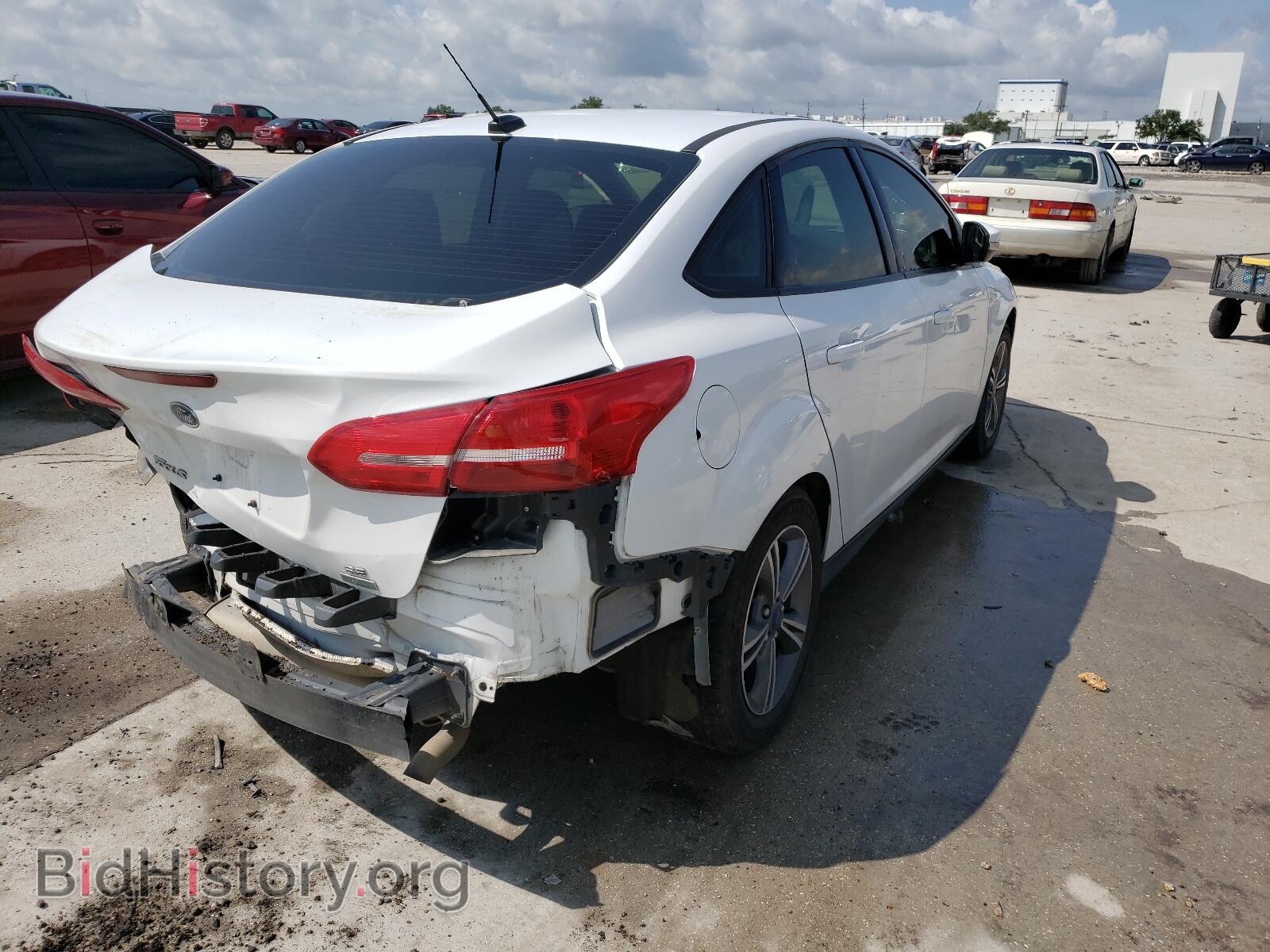 2017 FORD FOCUS - VIN: 1FADP3FE6HL284140 - Фото 4