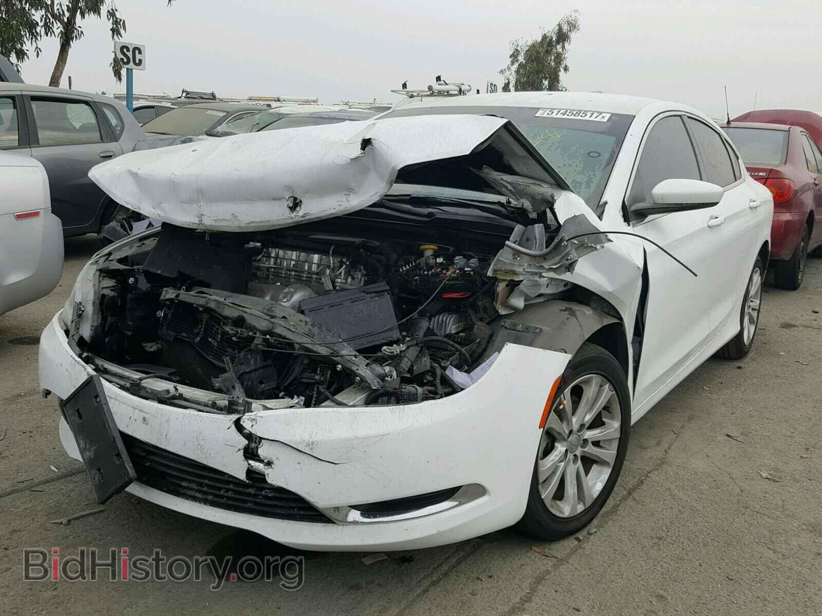 2015 CHRYSLER 200 - VIN: 1C3CCCAB5FN603676 - Photo 2