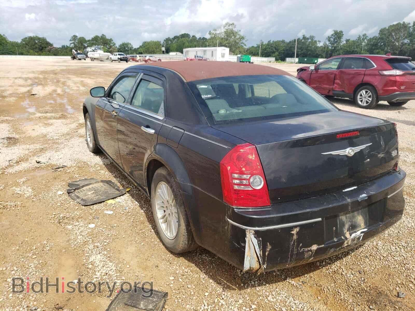 2010 CHRYSLER 300 - VIN: 2C3CA4CD0AH154158 - Фото 3