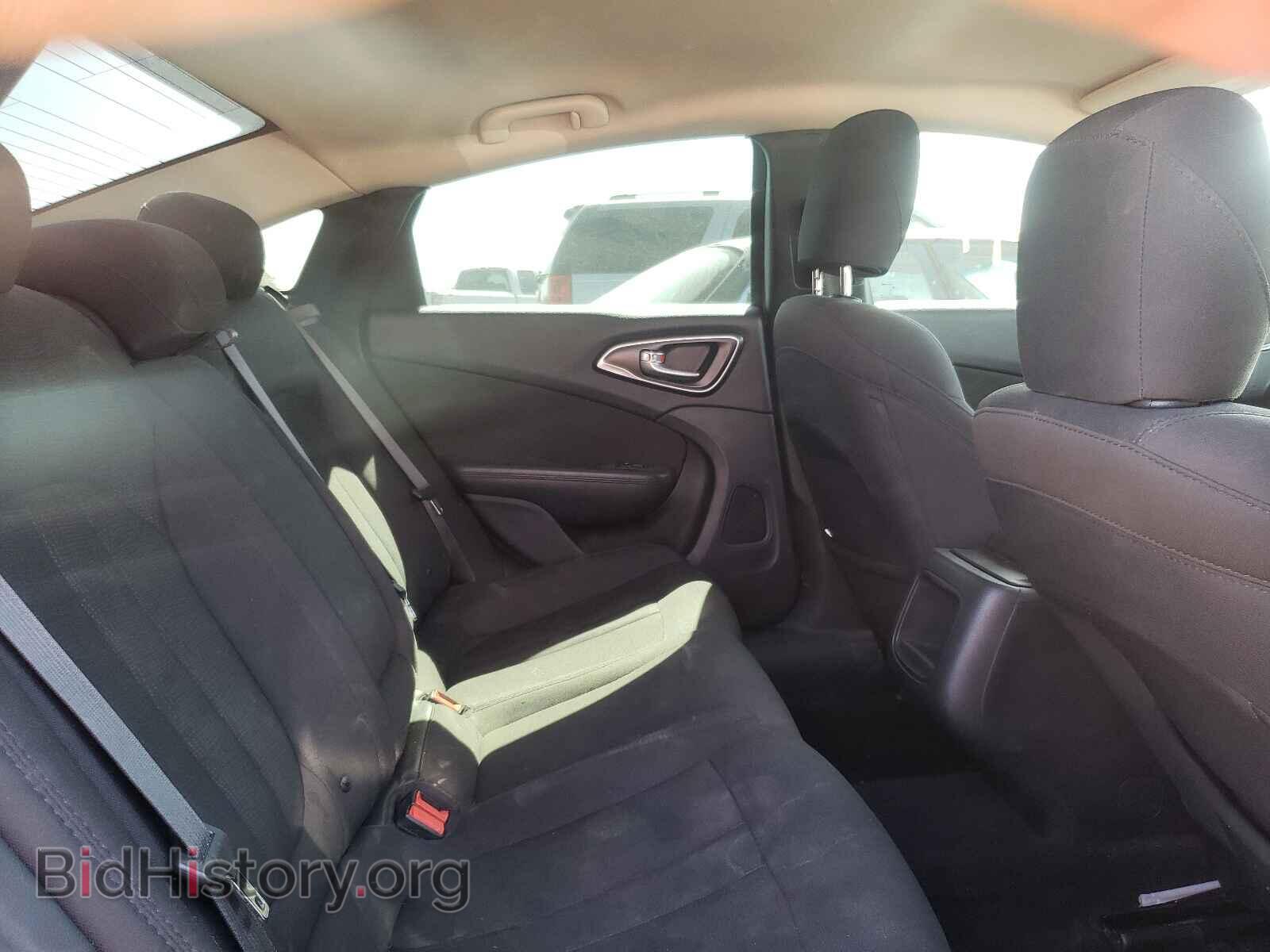 2016 CHRYSLER 200 - VIN: 1C3CCCAB7GN158990 - Фото 6
