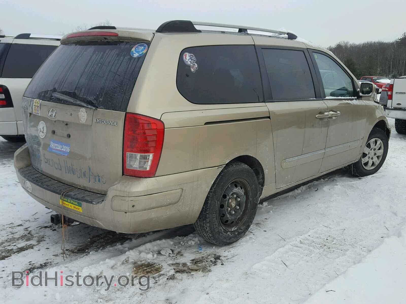 2007 HYUNDAI ENTOURAGE - VIN: KNDMC233776013636 - Фото 4
