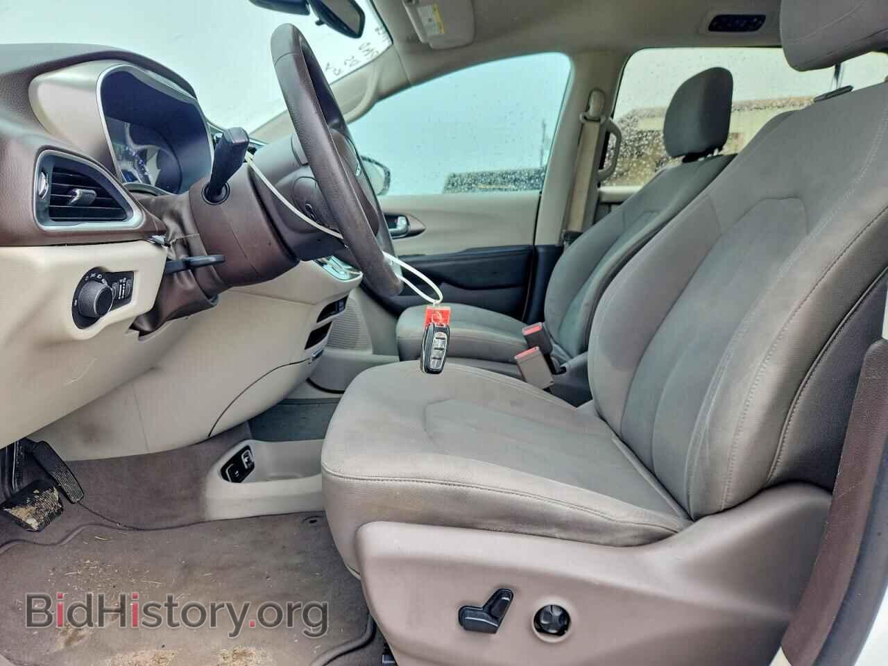 2017 CHRYSLER PACIFICA - VIN: 2C4RC1DG8HR517804 - Photo 7