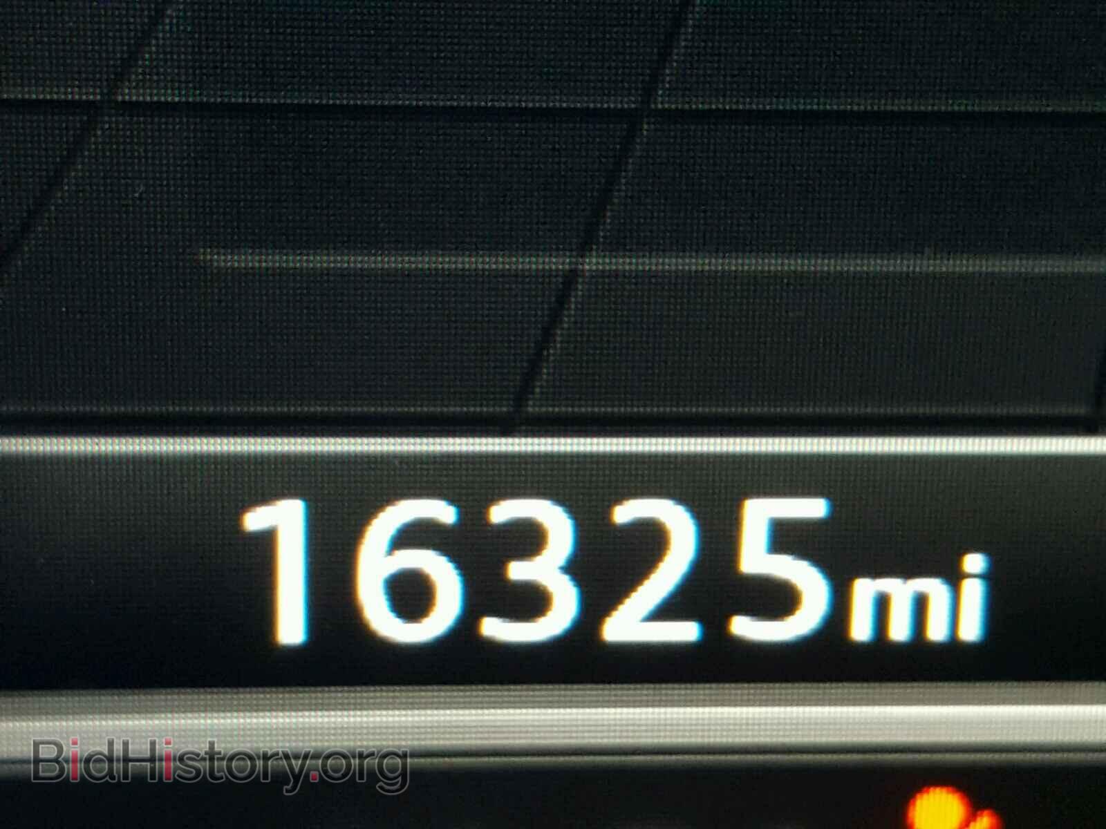 2017 AUDI A4 - VIN: WAUENAF47HN023911 - Фото 8