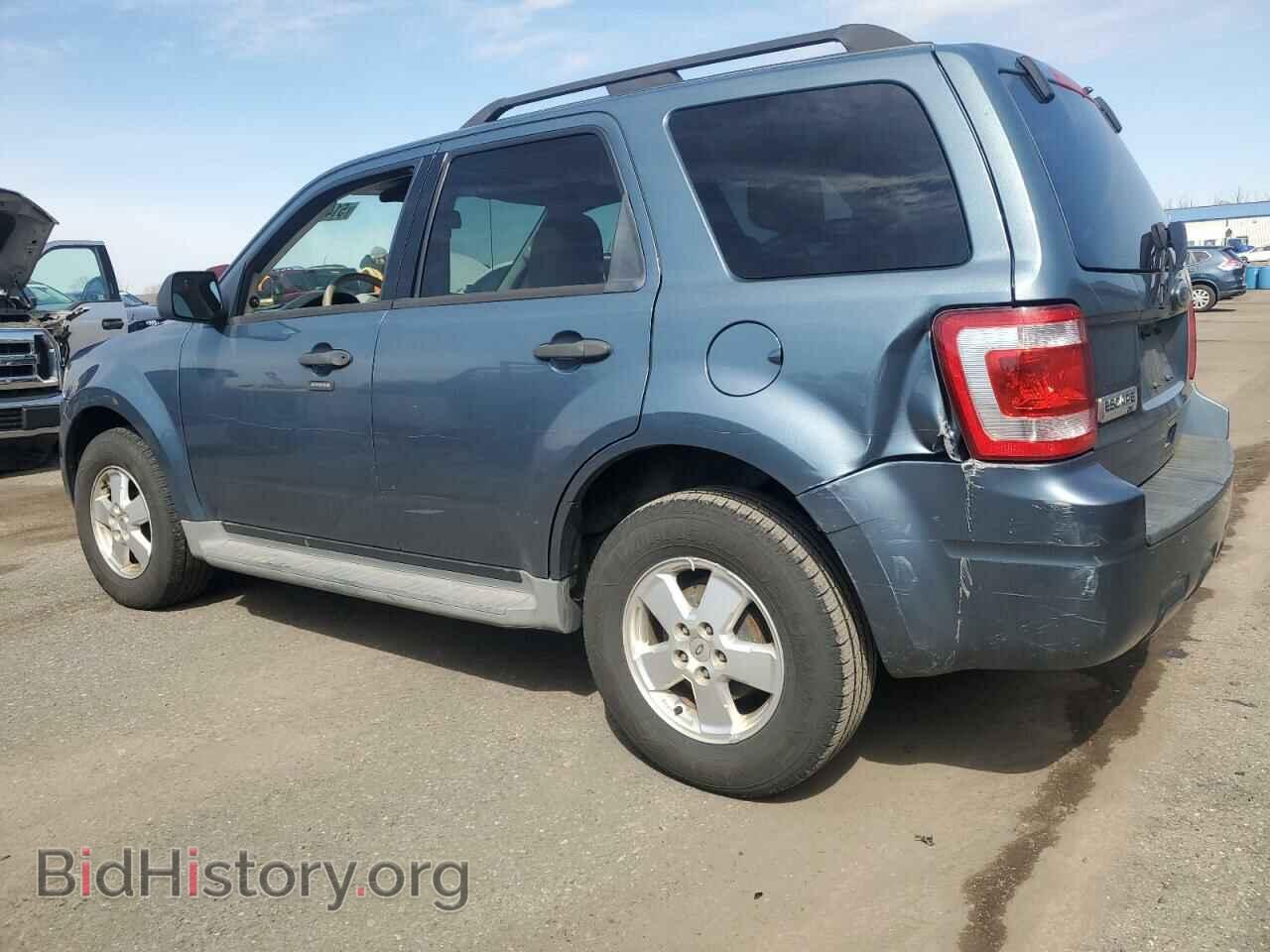 2011 FORD ESCAPE - VIN: 1FMCU9D70BKA60263 - Фото 2