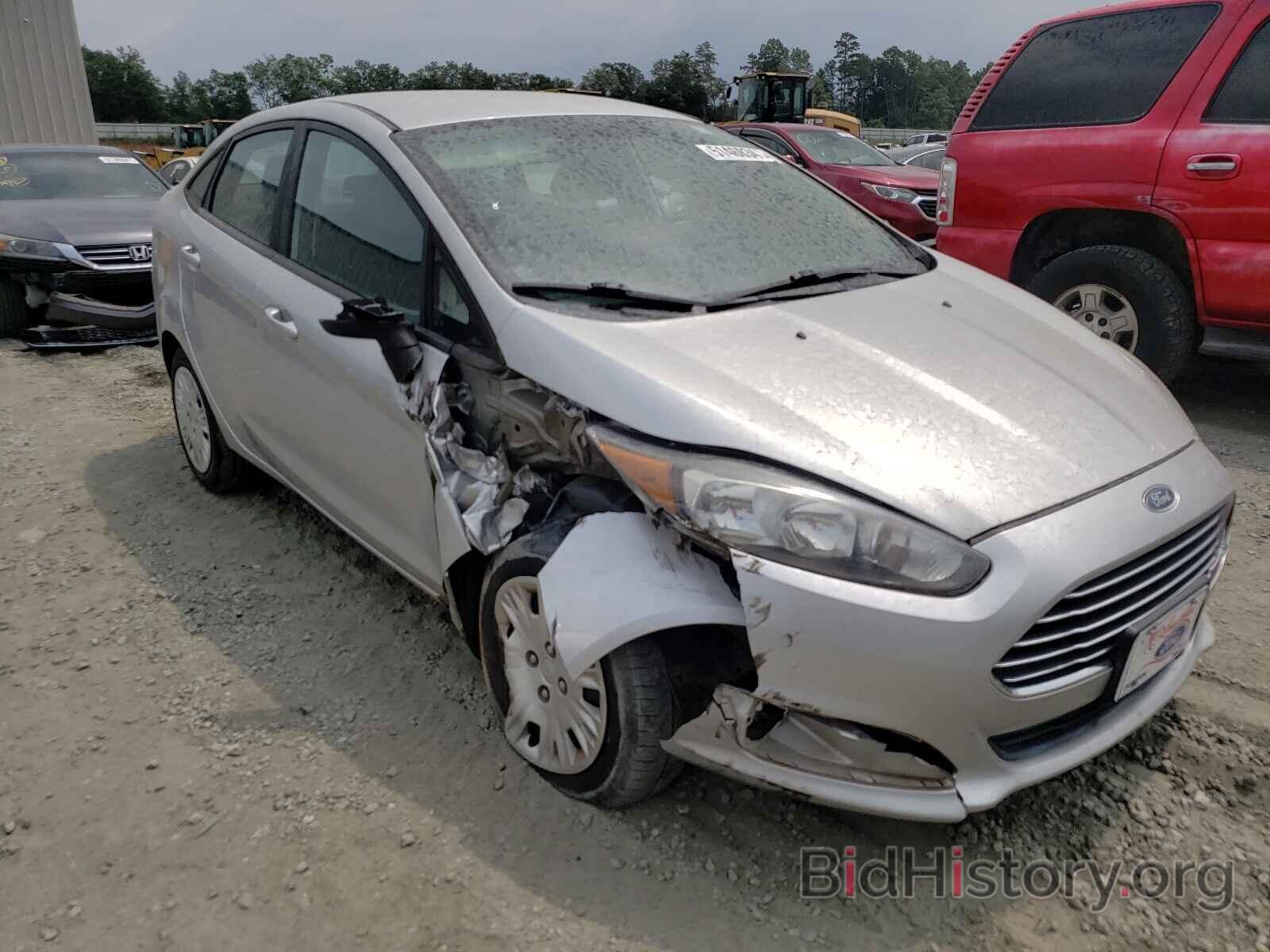 Photo 3FADP4AJ4FM166559 - FORD FIESTA 2015