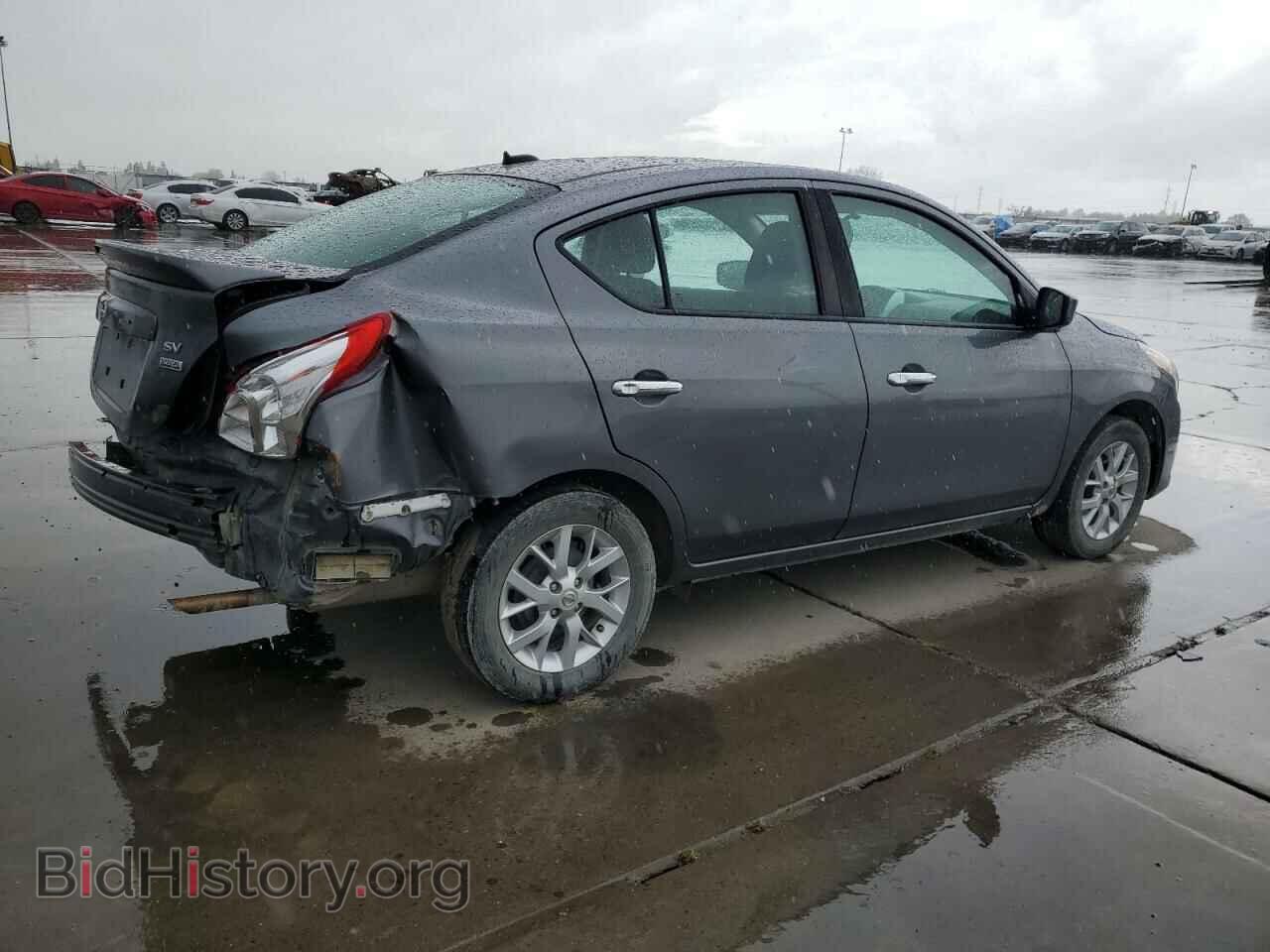 2018 NISSAN VERSA - VIN: 3N1CN7AP1JL872424 - Фото 3