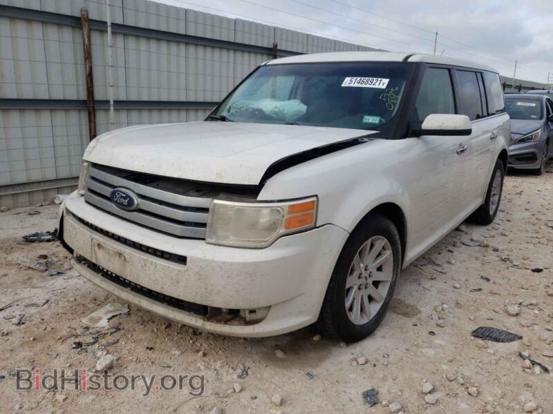 2011 Ford FLEX (VIN 2FMGK5CC4BBD26084) — photo 2 of 10