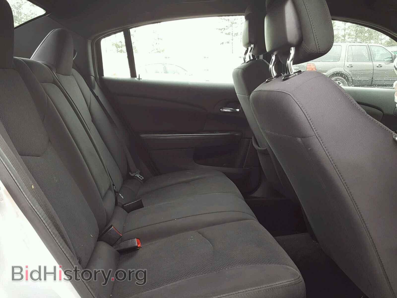 2012 CHRYSLER 200 - VIN: 1C3CCBAB9CN201875 - Фото 6