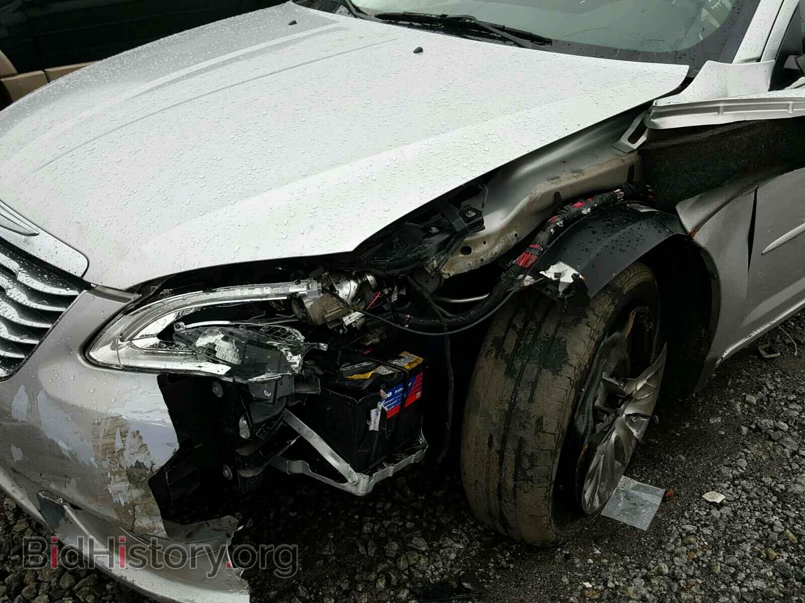 2012 CHRYSLER 200 - VIN: 1C3CCBAB9CN201875 - Фото 9