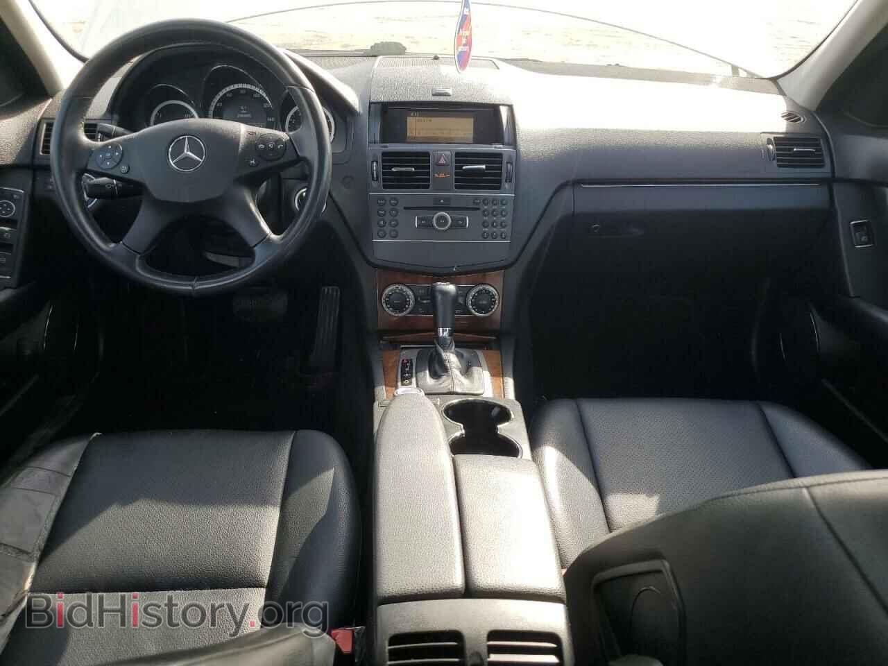2011 MERCEDES-BENZ C-CLASS - VIN: WDDGF5EB8BF645280 - Фото 8