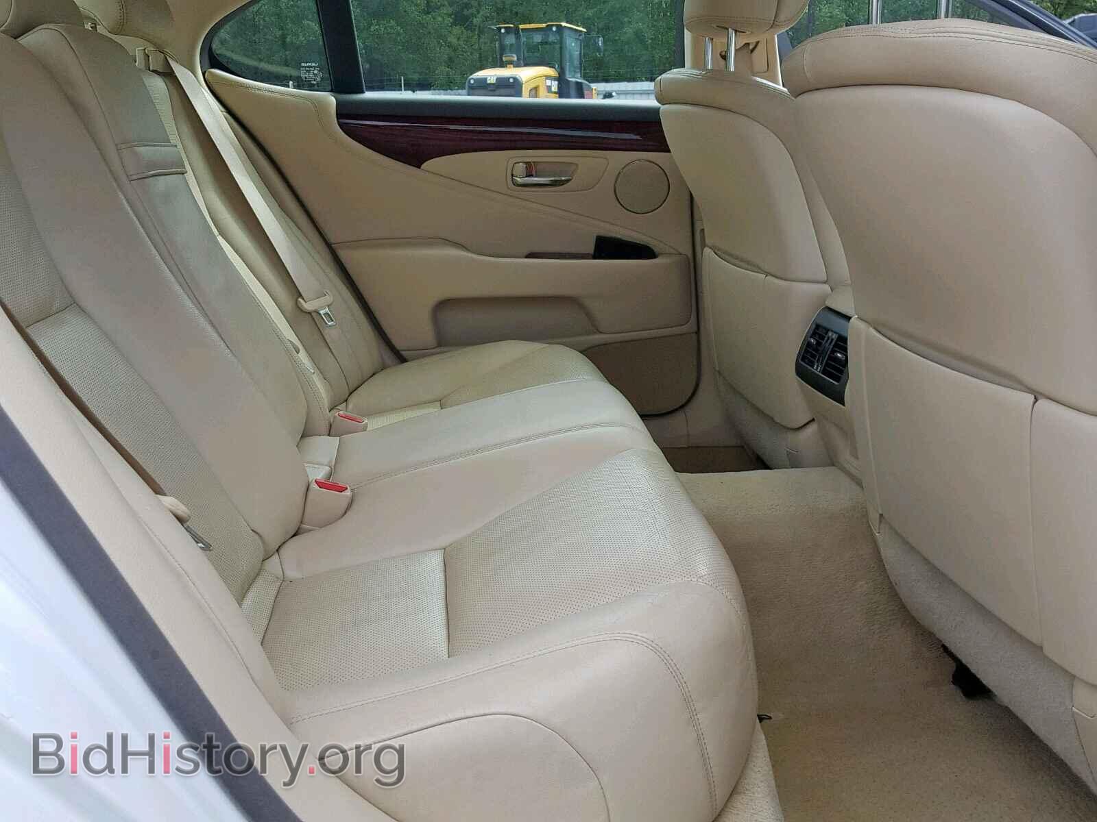 2012 LEXUS LS460 - VIN: JTHBL5EF8C5111282 - Photo 6