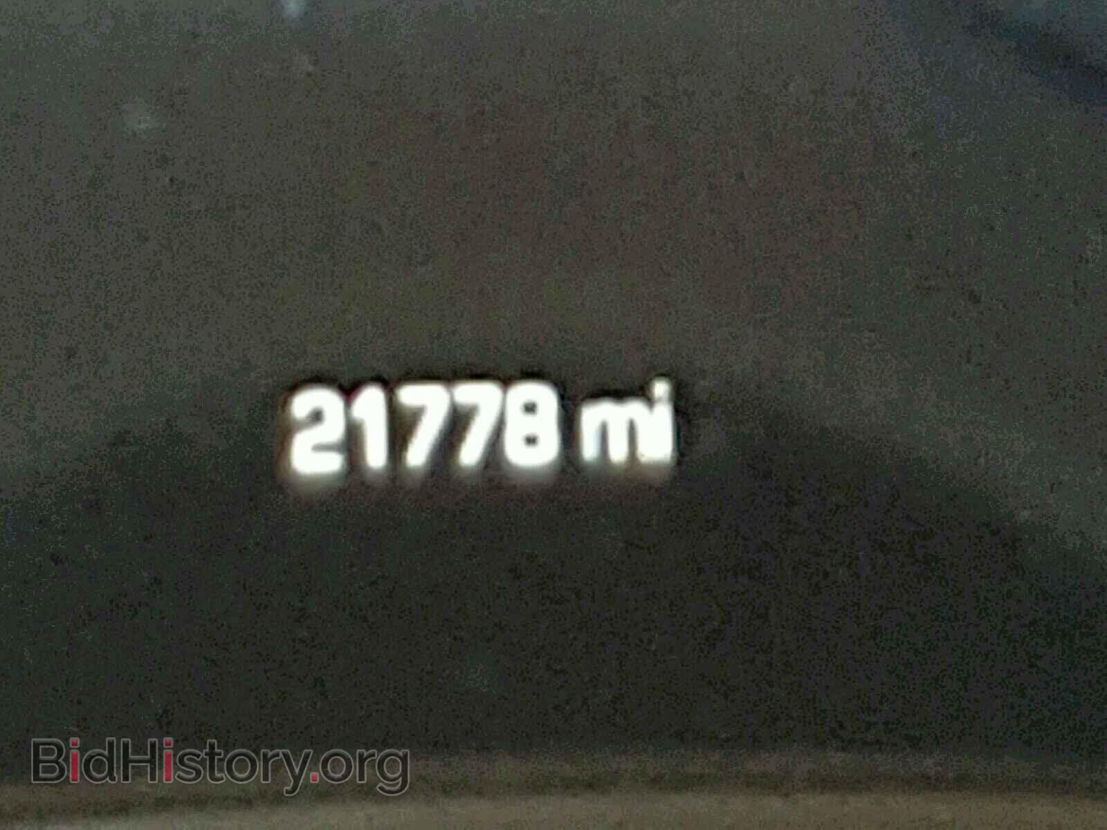 2018 CHRYSLER 300 - VIN: 2C3CCAAG3JH320985 - Фото 8