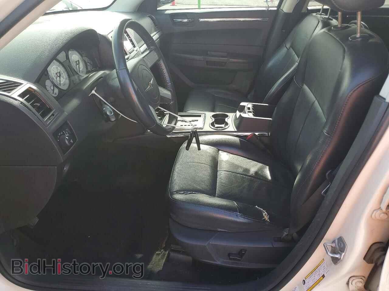 2010 CHRYSLER 300 - VIN: 2C3CA5CV0AH241895 - Фото 7