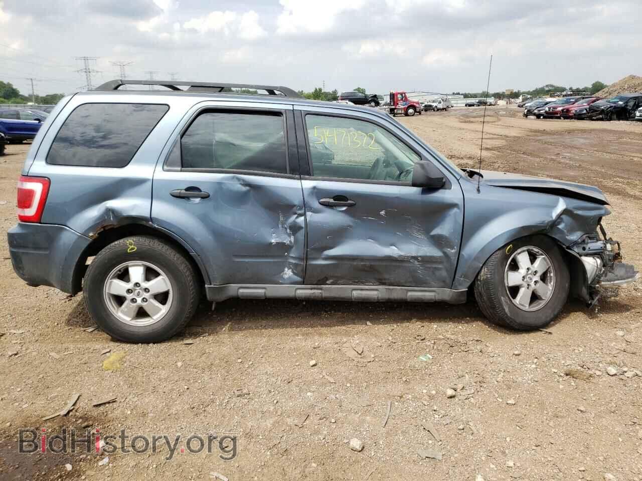 2011 FORD ESCAPE - VIN: 1FMCU9DG3BKC63311 - Фото 9