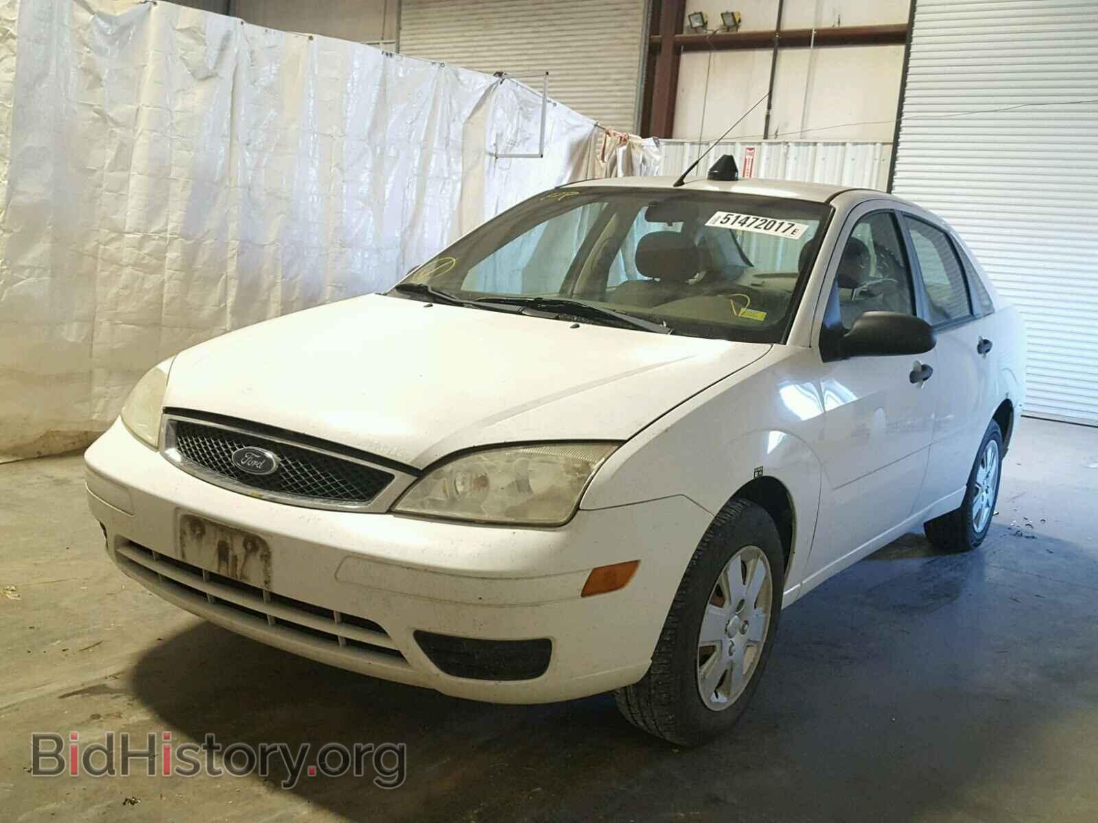 2007 FORD FOCUS - VIN: 1FAHP34NX7W323233 - Фото 2