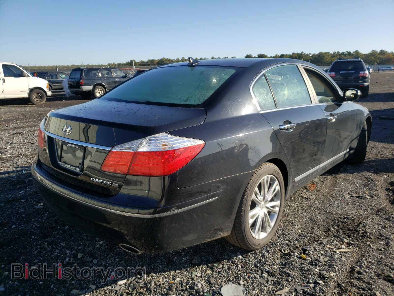2009 HYUNDAI GENESIS - VIN: KMHGC46F79U054843 - Фото 4