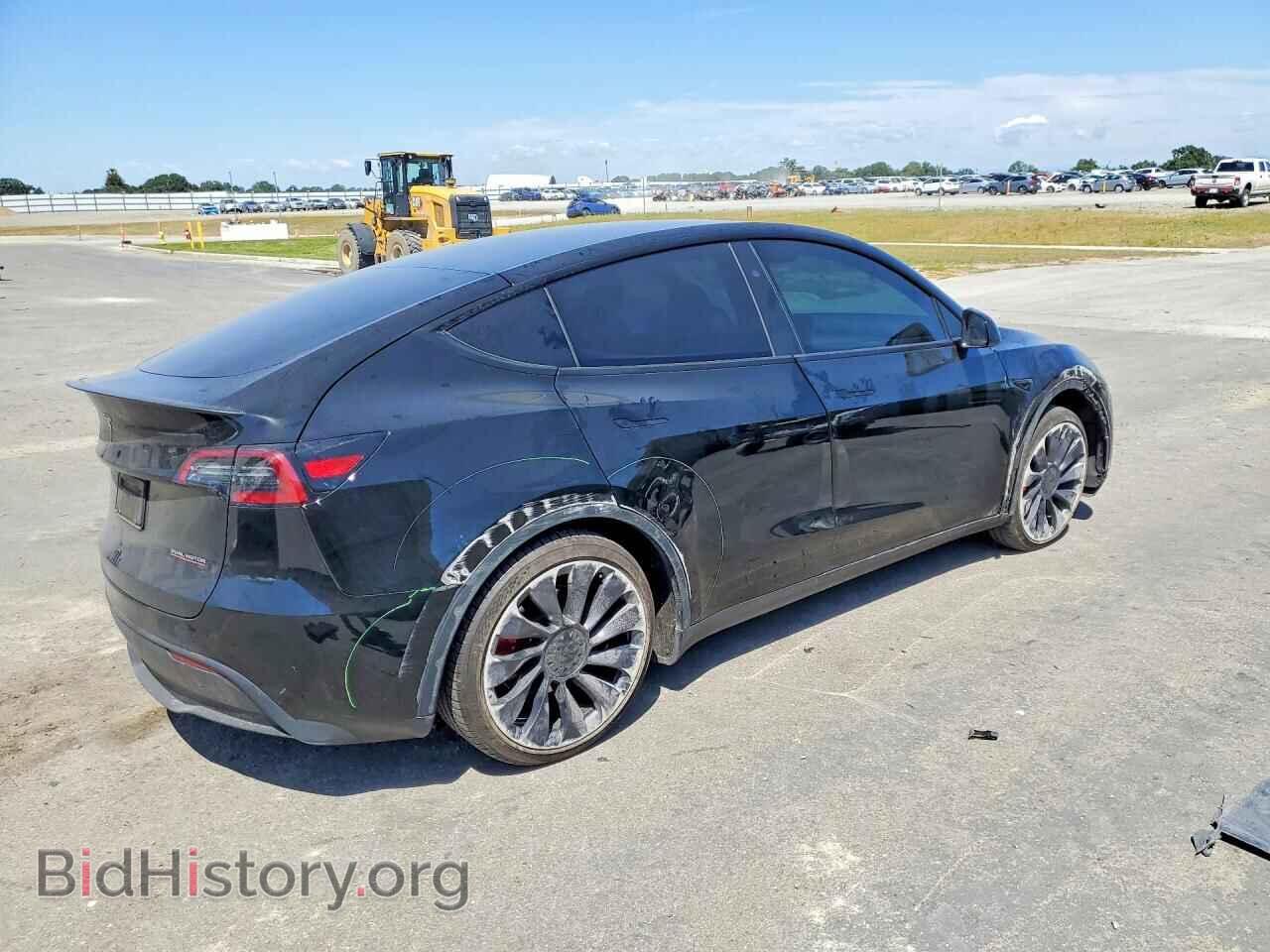 2024 TESLA MODEL Y - VIN: 7SAYGDEF5RF048615 - Photo 3