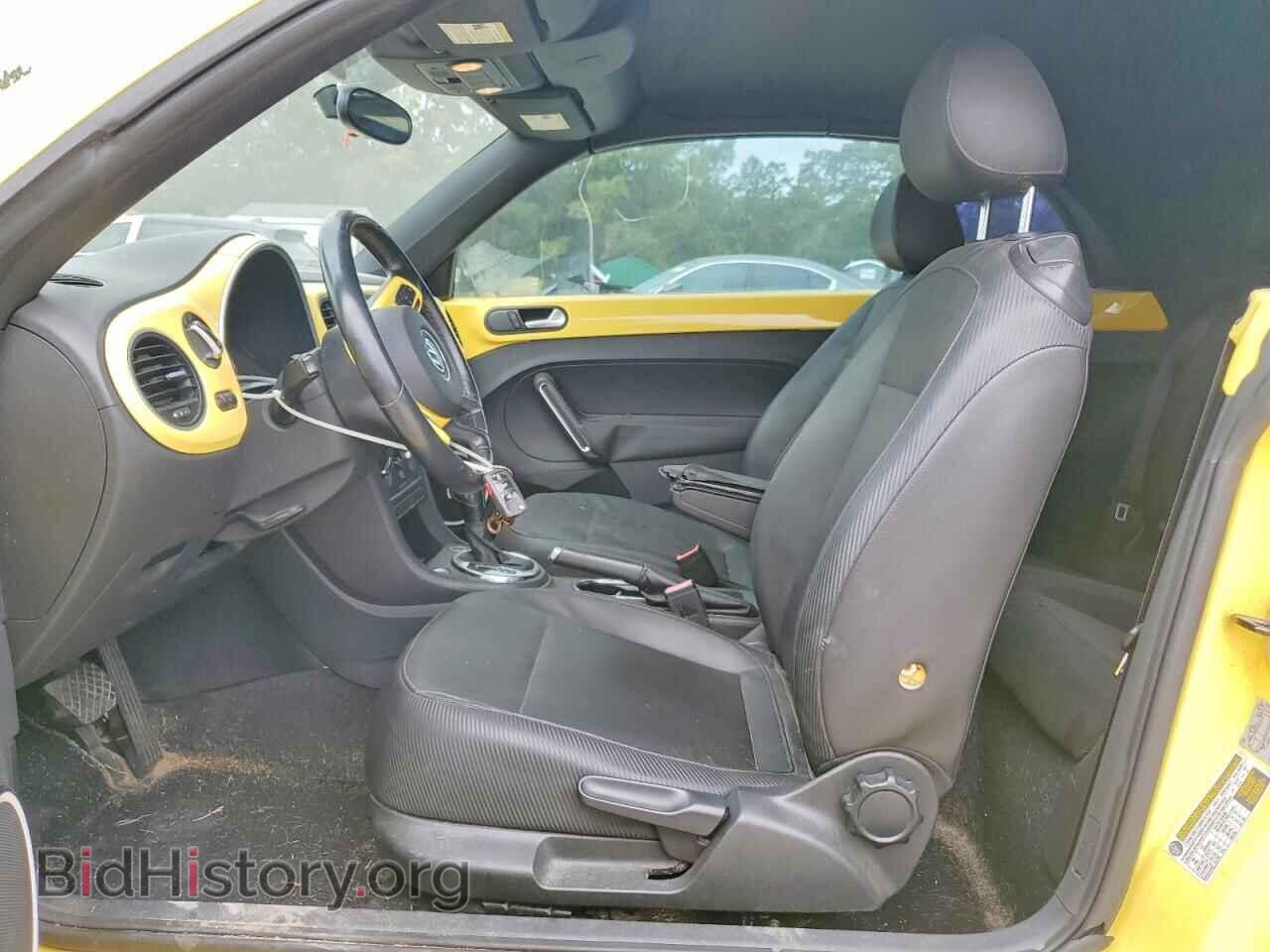 2013 VOLKSWAGEN BEETLE - VIN: 3VW5X7ATXDM809623 - Фото 7