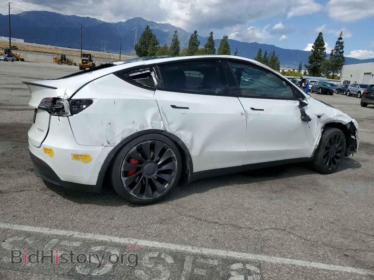 2022 TESLA MODEL Y - VIN: 7SAYGDEF5NF381195 - Фото 3