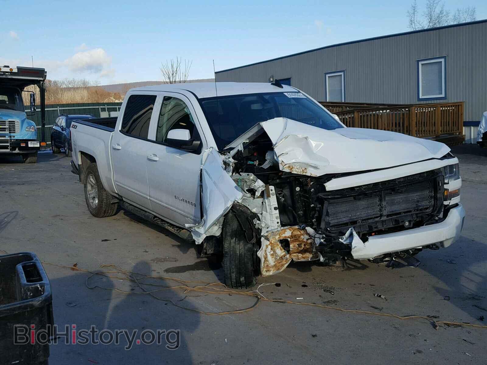 Фотография 3GCUKREC3HG422709 - CHEVROLET SILVERADO 2017