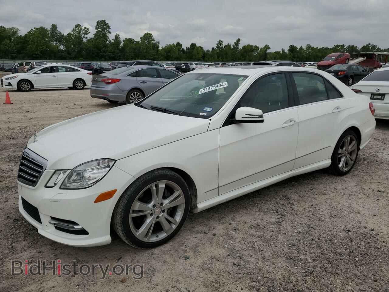 Photo WDDHF5KB7DA712153 - MERCEDES-BENZ E-CLASS 2013