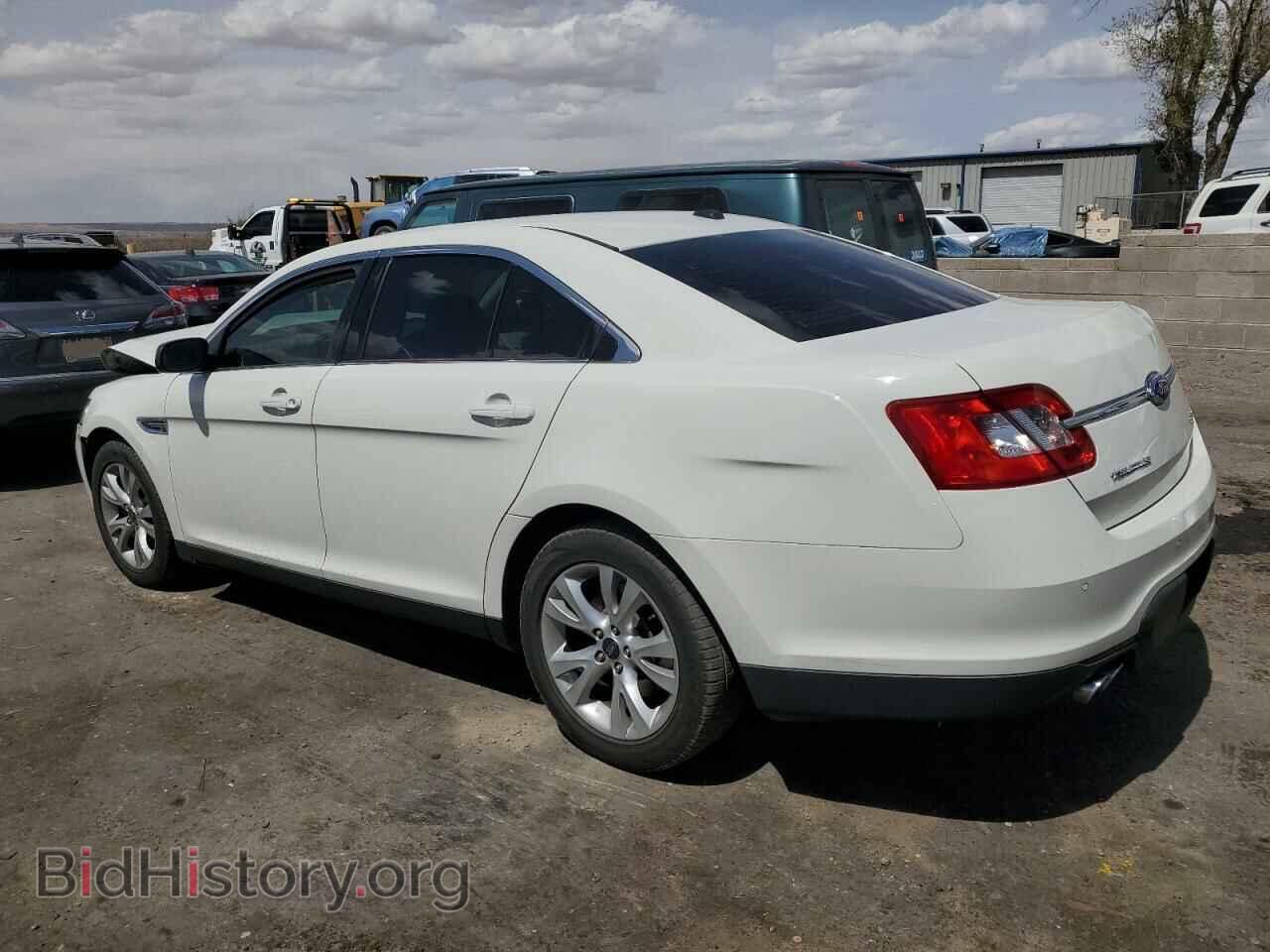 2011 FORD TAURUS - VIN: 1FAHP2EW6BG165526 - Photo 2