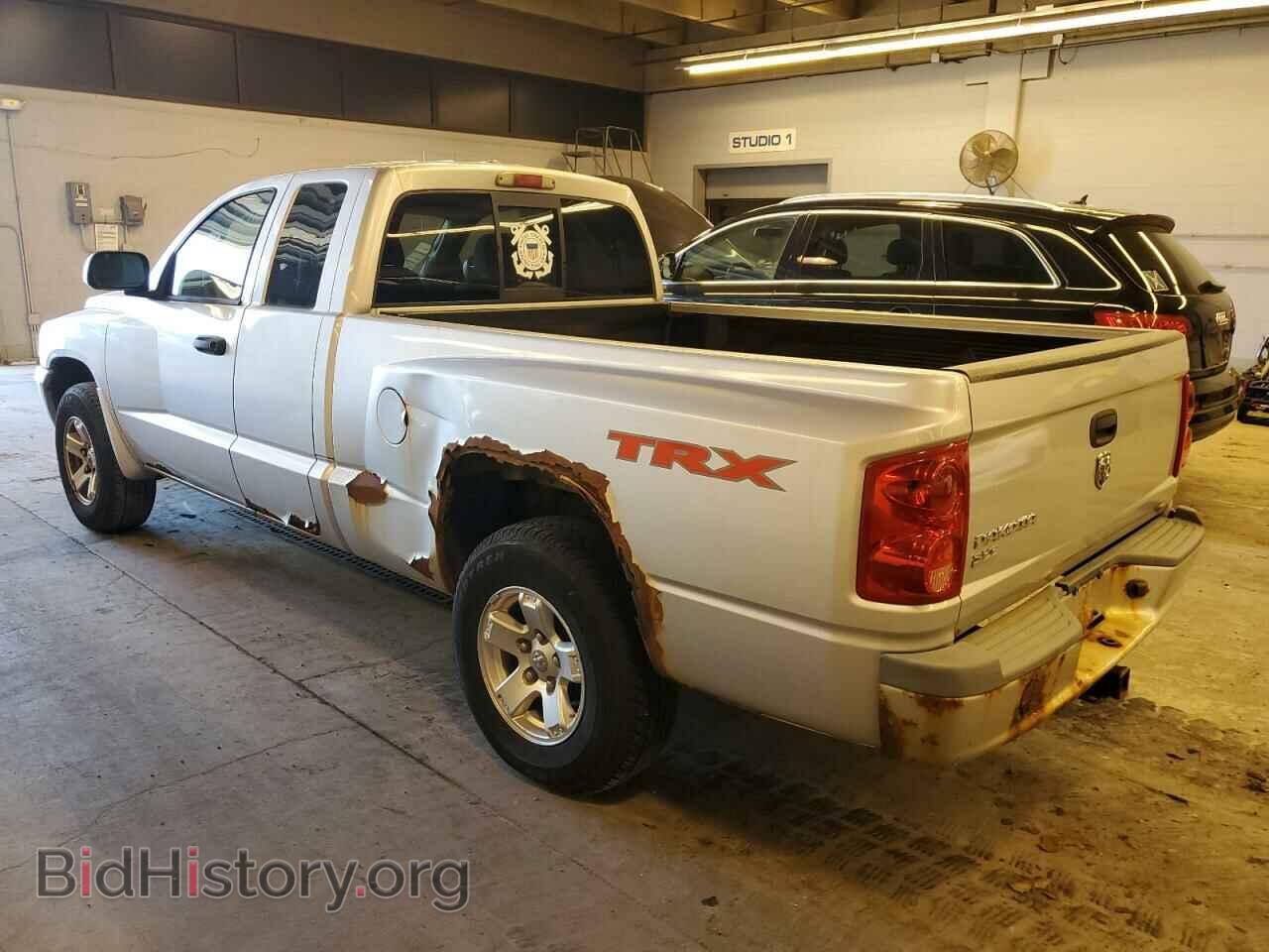 2007 DODGE DAKOTA - VIN: 1D7HE42K57S241289 - Фото 2