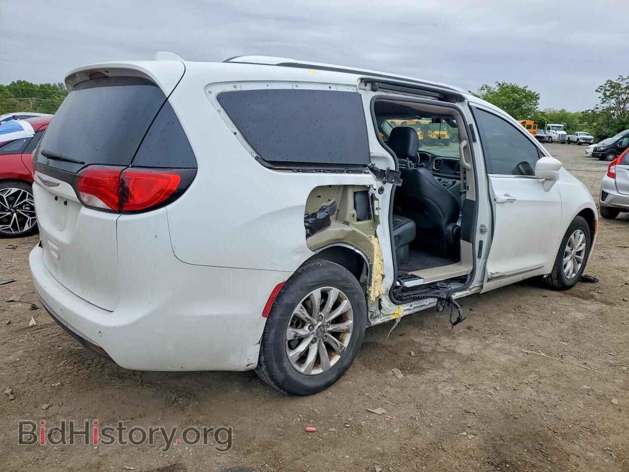 2019 CHRYSLER PACIFICA - VIN: 2C4RC1BGXKR539930 - Photo 3