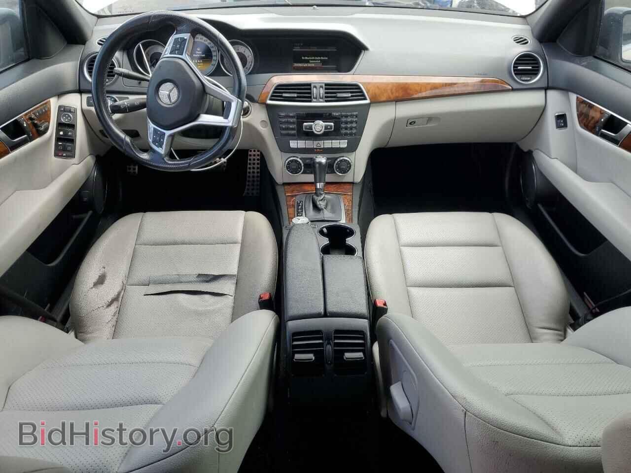 2012 MERCEDES-BENZ C-CLASS - VIN: WDDGF4HB8CA616379 - Фото 8
