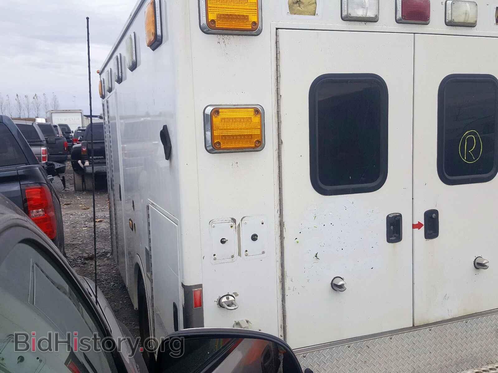 2010 FORD ECONOLINE - VIN: 1FDWE3FP4ADA20176 - Фото 3