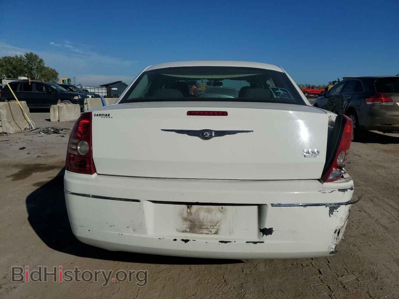 2010 CHRYSLER 300 - VIN: 2C3CA4CD8AH139746 - Фото 6