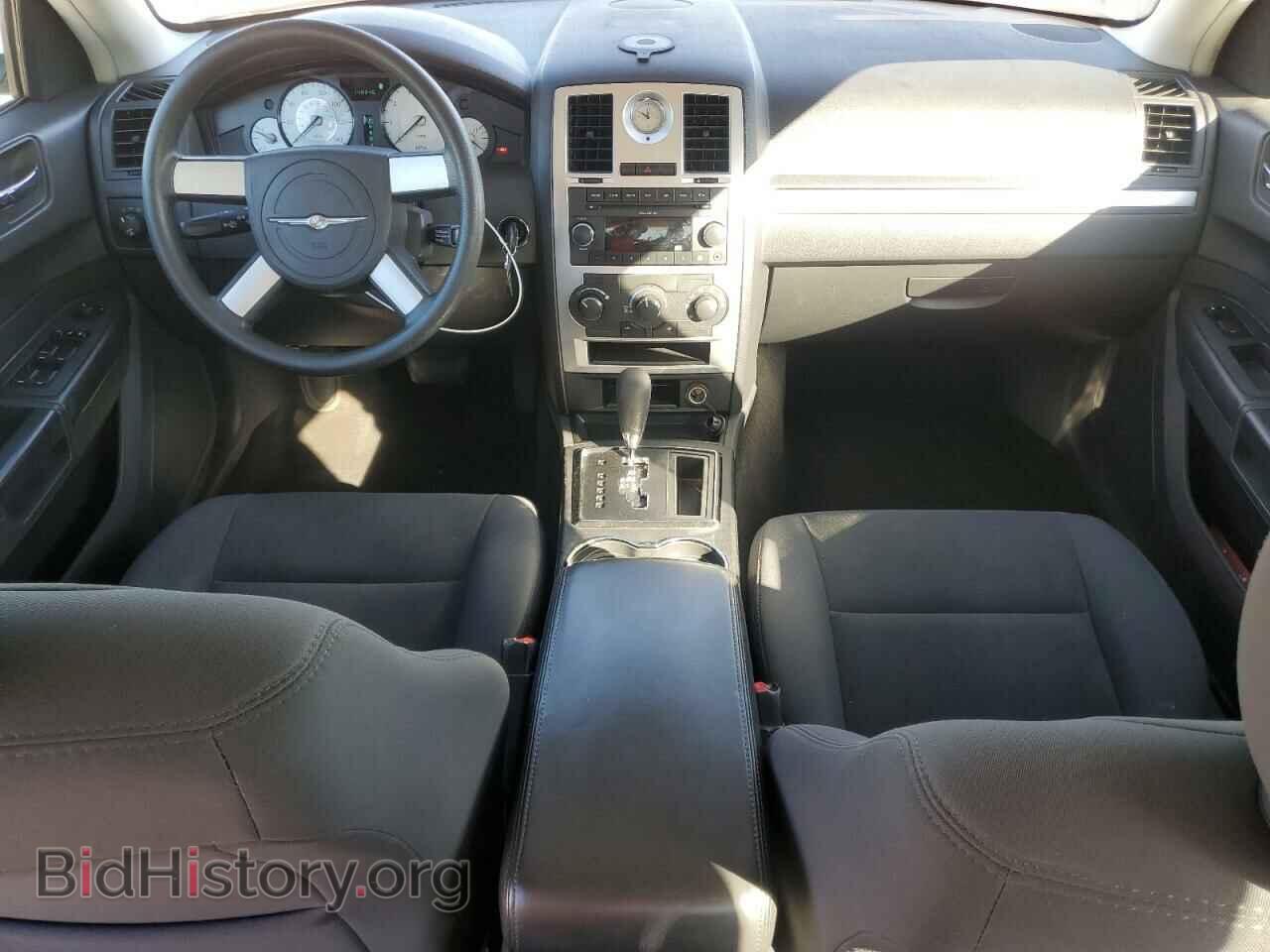 2010 CHRYSLER 300 - VIN: 2C3CA4CD8AH139746 - Фото 8