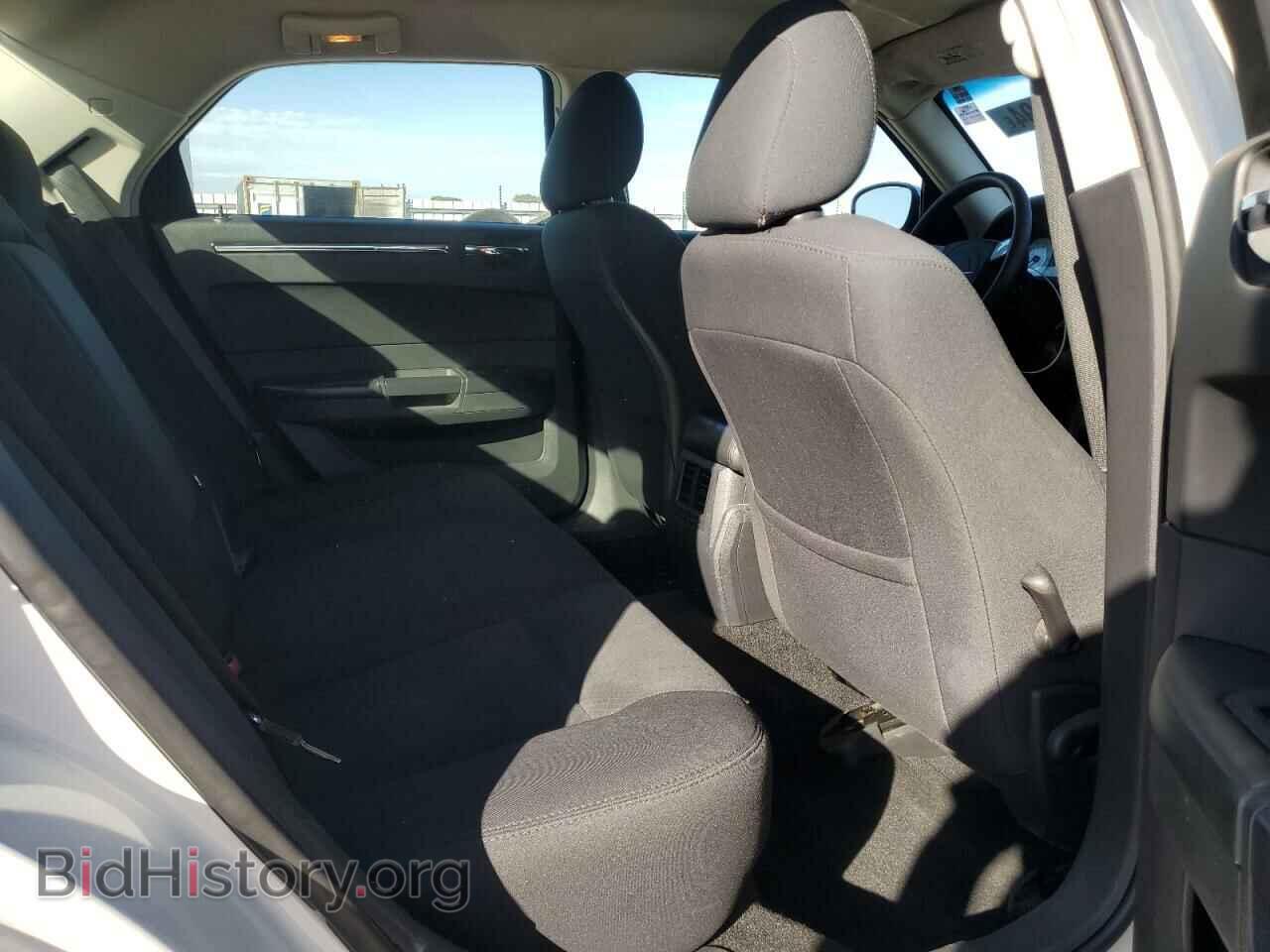 2010 CHRYSLER 300 - VIN: 2C3CA4CD8AH139746 - Фото 10