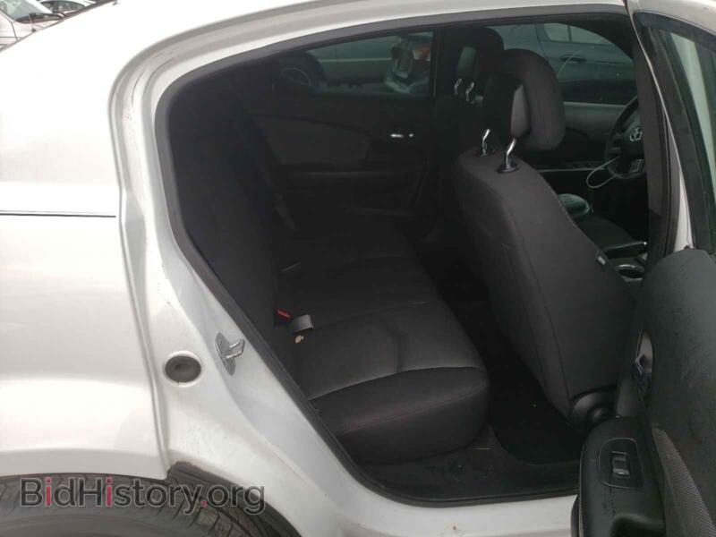 2011 Dodge AVENGER (VIN 1B3BD4FB4BN588005) — photo 6 of 10