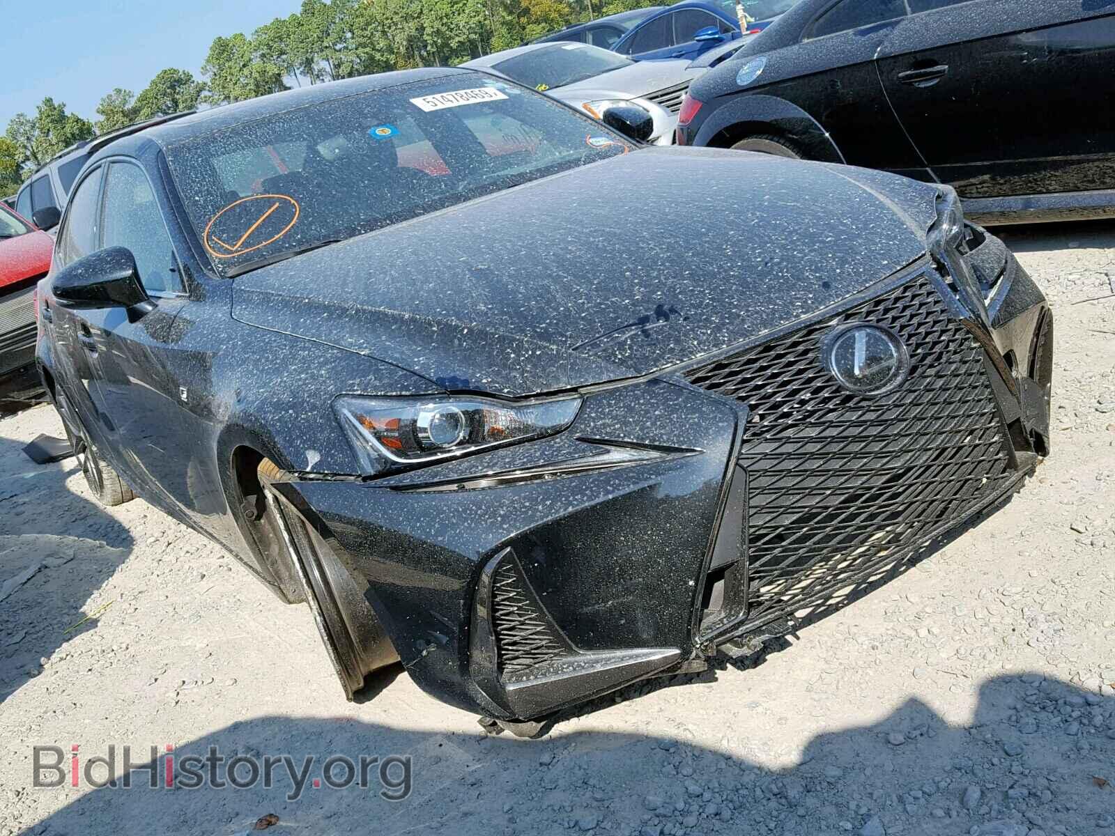 Photo JTHBA1D29H5052537 - LEXUS IS 2017