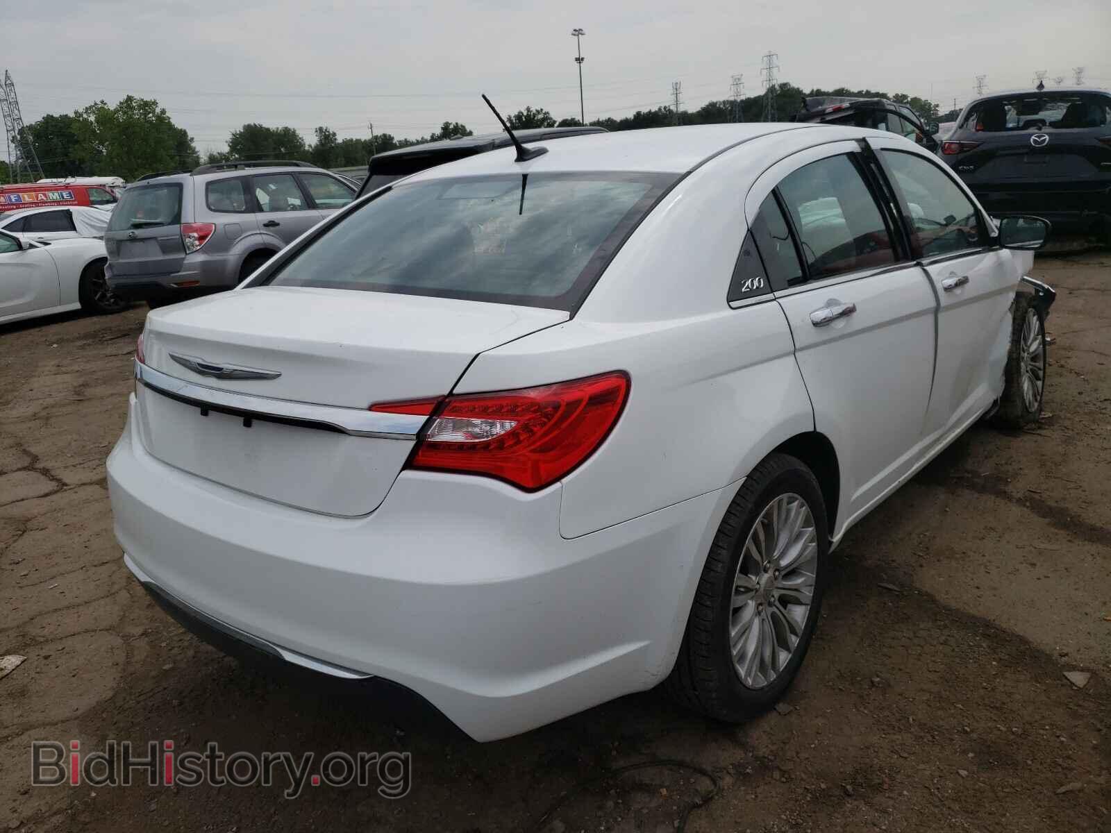 2012 CHRYSLER 200 - VIN: 1C3CCBCG2CN326449 - Фото 4