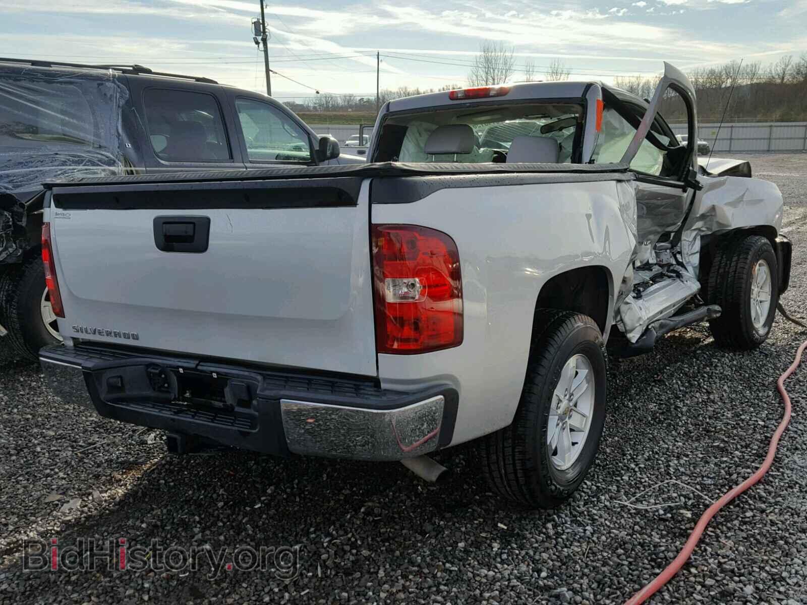 2010 CHEVROLET SILVERADO - VIN: 1GCPCPEX1AZ146120 - Фото 4