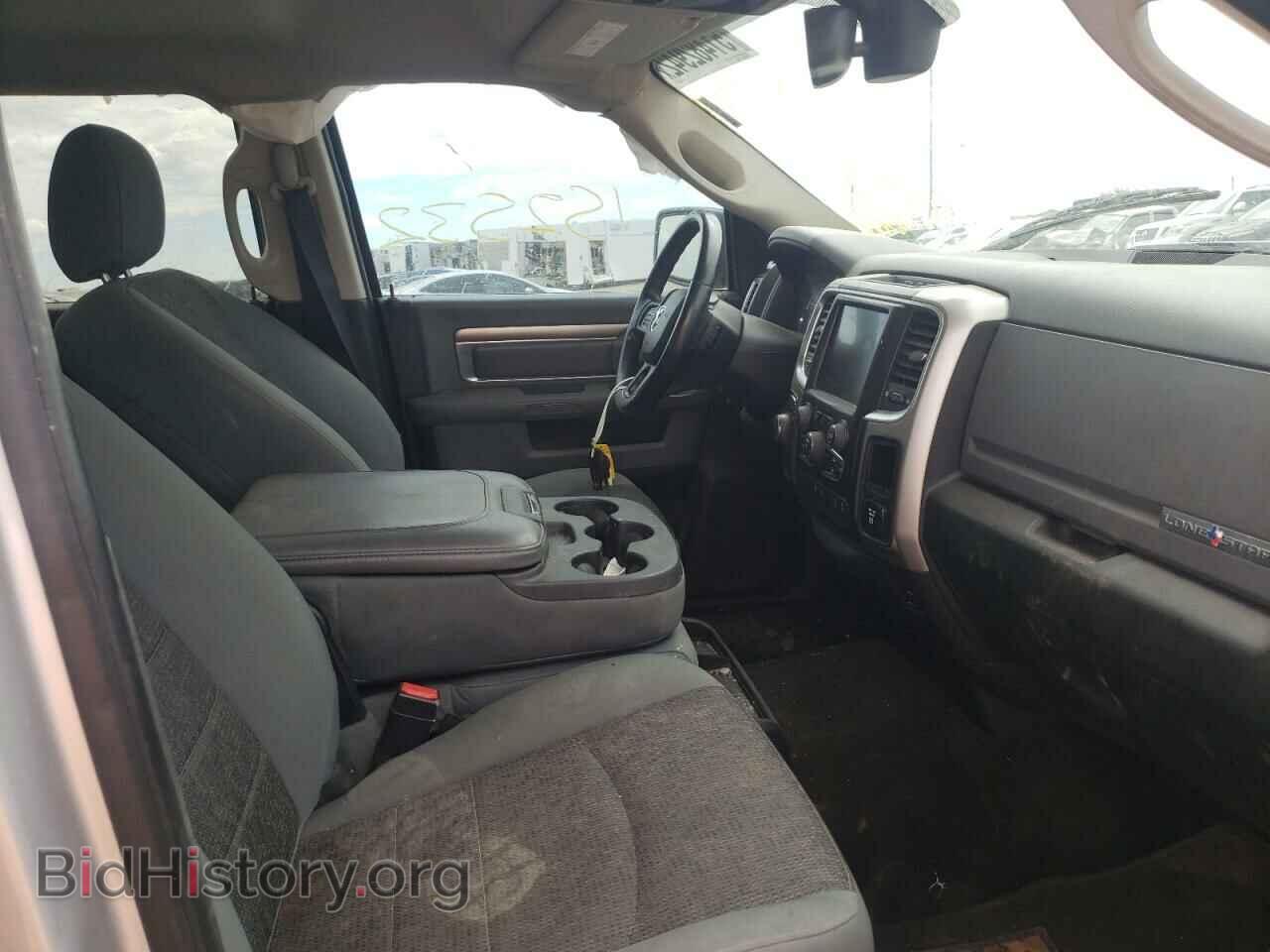 2016 RAM 1500 - VIN: 3C6RR6LT0GG318218 - Фото 5