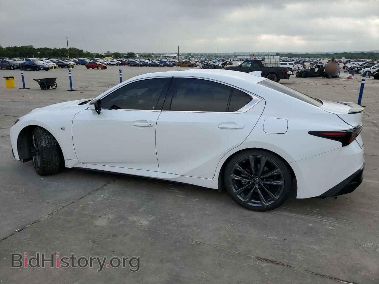 2021 LEXUS IS - VIN: JTHGZ1B26M5042219 - Фото 2