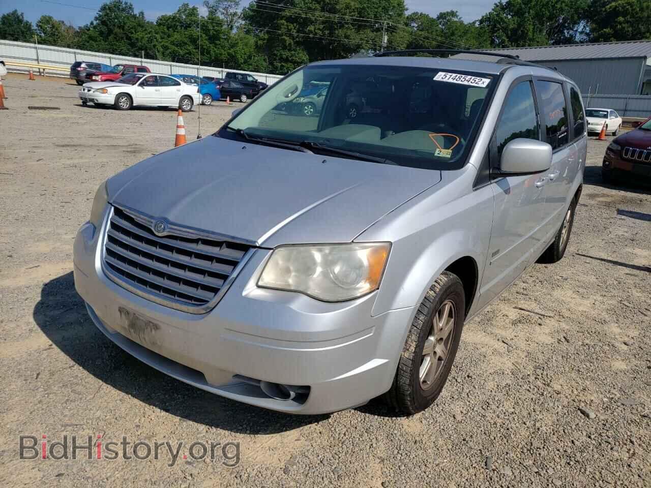 2008 CHRYSLER MINIVAN - VIN: 2A8HR54P98R723353 - Фото 2
