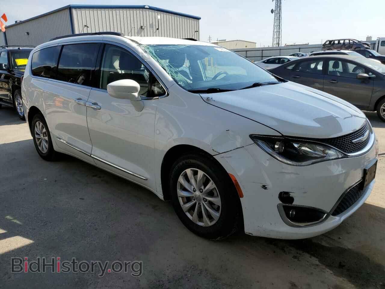2017 CHRYSLER PACIFICA - VIN: 2C4RC1BG4HR527426 - Фото 4